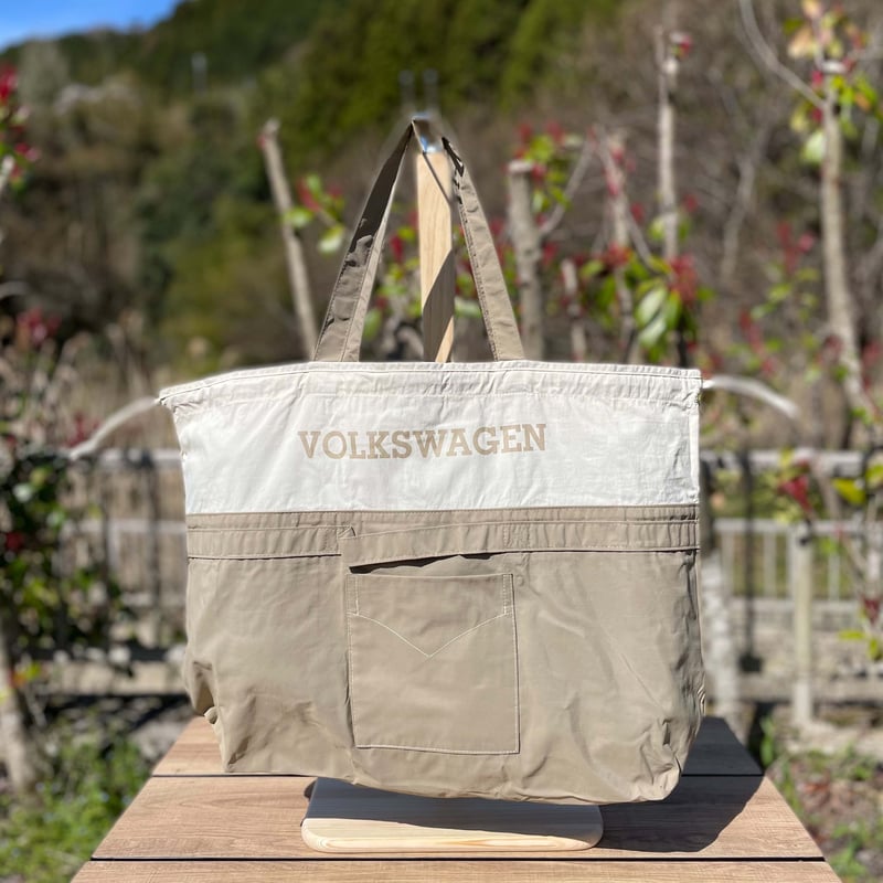 VW T1 BUS ポケッタブルツートントートバッグ(ラージサイズ)KVW3953M