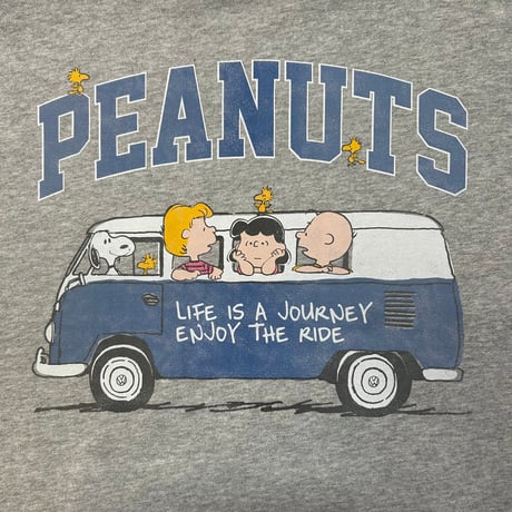 VW×PEANUTS　BUSと仲間たちプルパーカーSVW1333-803