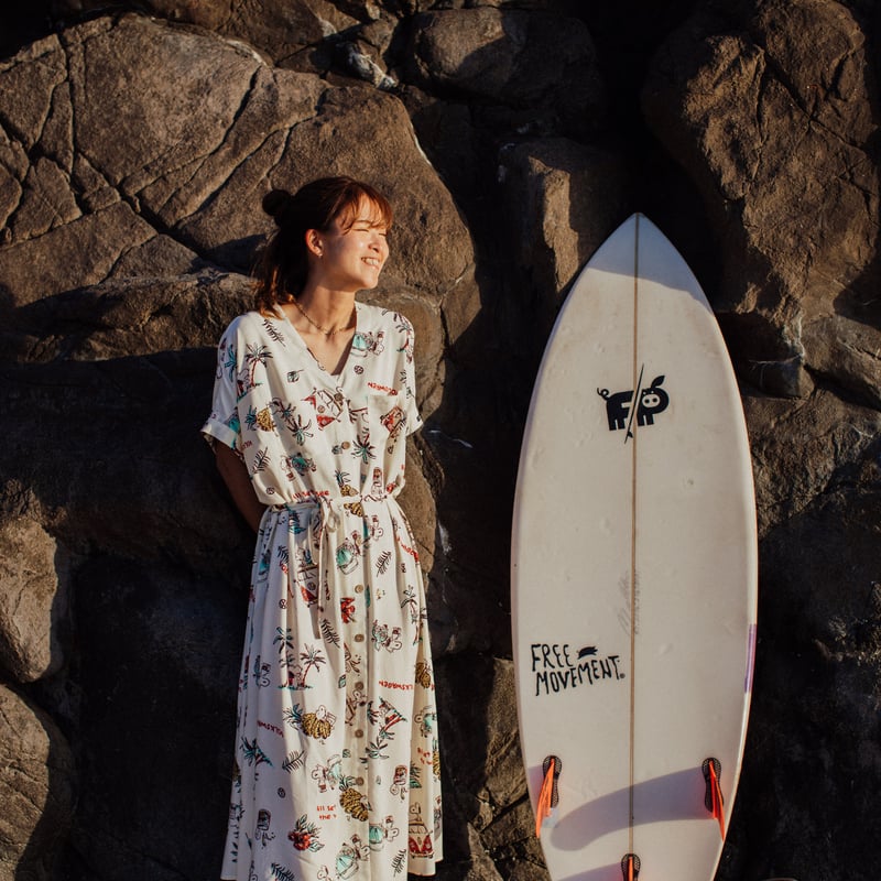 VW×PEANUTSコラボ 半袖ワンピースシャツ キナリ | SUN & WEARGARAGE