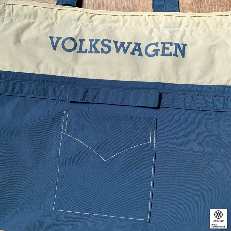 VW T1 BUS ポケッタブルツートントートバッグ(ラージサイズ)KVW3953M