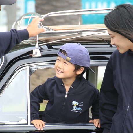 VW×PEANUTSコラボ　フルジップパーカー　SVW1333-805