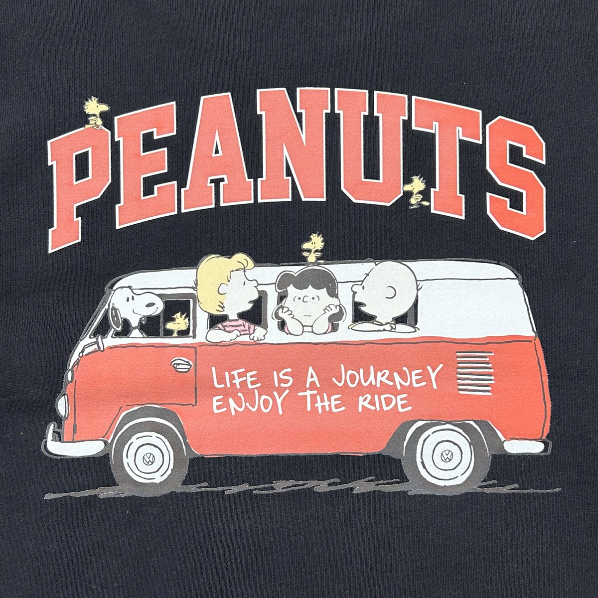 VW&PEANUTS コラボトレーナー PEANUTSの仲間とワーゲンバス SVW1343-1