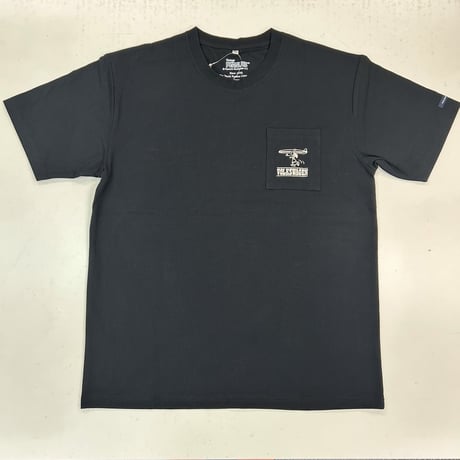 VW/PEANUTS コラボ　バックロゴポケ付きTシャツ　157