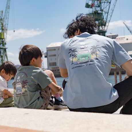 VW/PEANUTSコラボＴシャツ　starlit adventures 　158