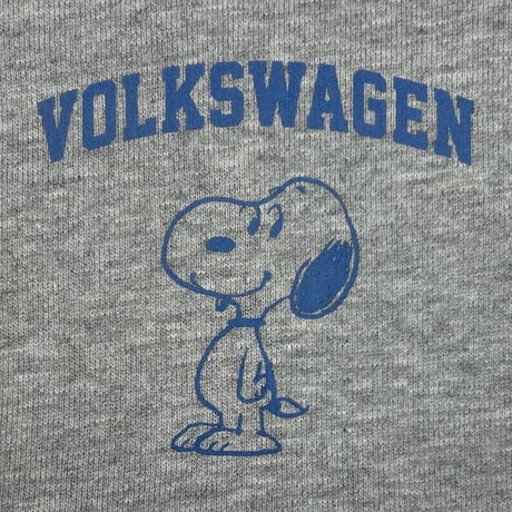 VW×PEANUTS　BUSと仲間たちプルパーカーSVW1333-803