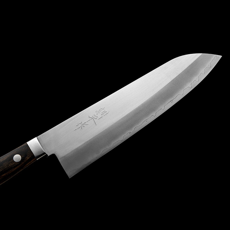 和牛刃 牛刀 ZDP-189 磨き 黒檀水牛柄 210mm – MUSASHI