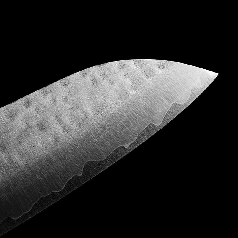 高級三徳包丁　越前打刃物　中型三徳　新品未使用　ステンV1割込　槌目打 越前打刃物 包丁 | 彩流 | 三徳 16.5cm 両刃