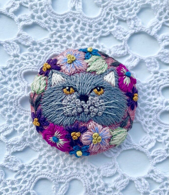 猫　エキゾチックショートヘア　刺繍　ブローチ fit=scale-down,w=1200
