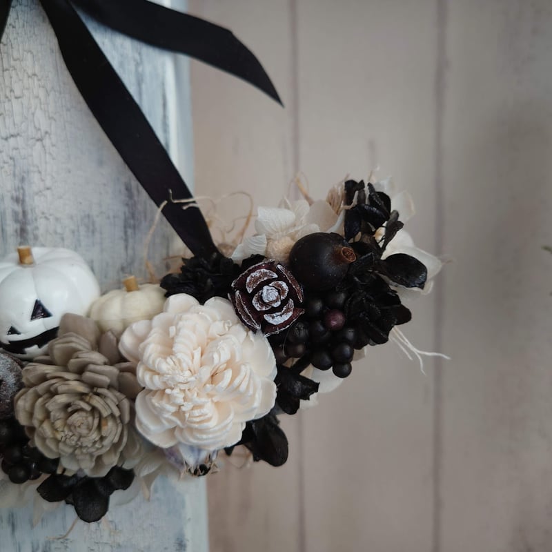 ブーメランリース/ハロウィン モノトーン | flower miscellaneous goo