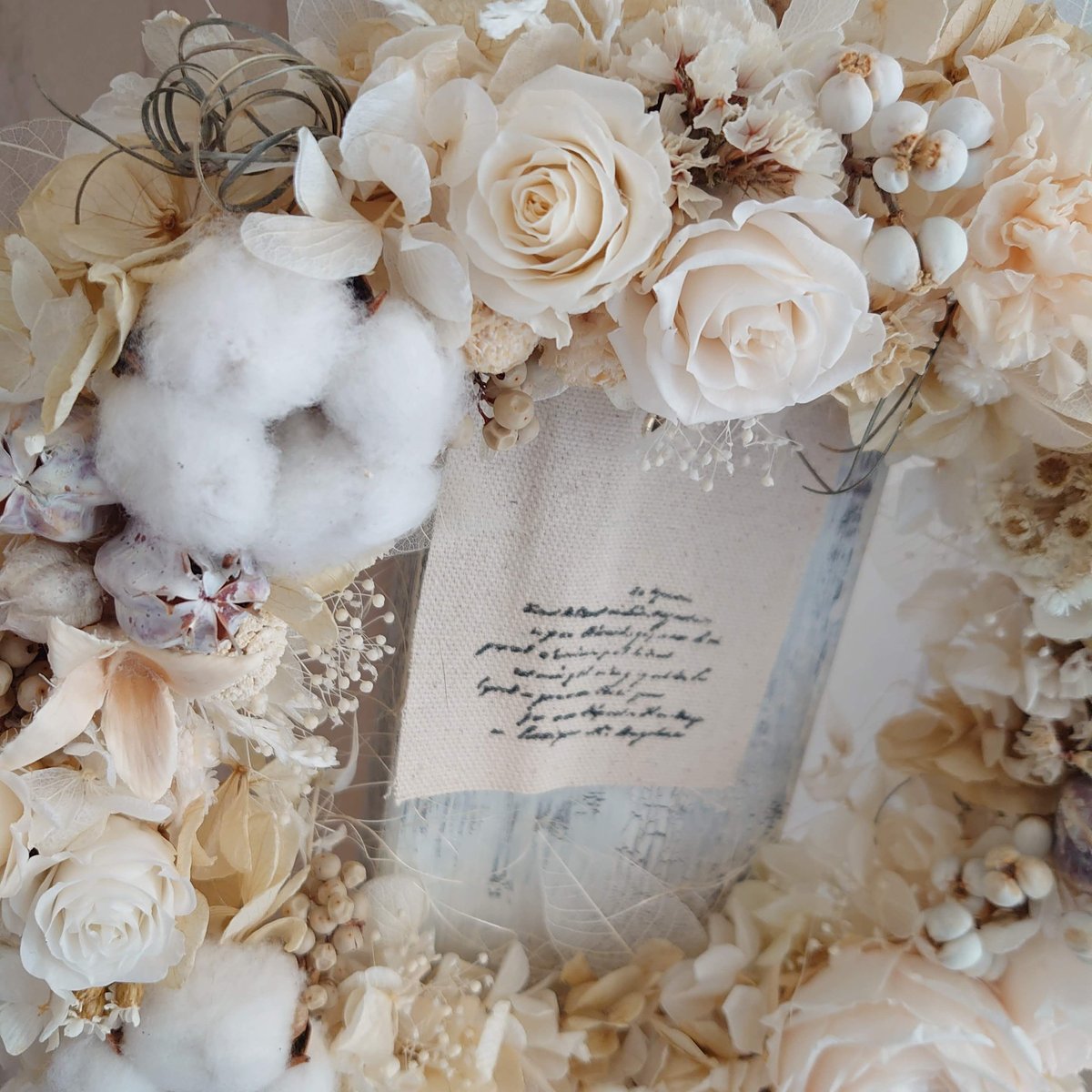 アンティークホワイトのシャビーシックリース | flower miscellaneous