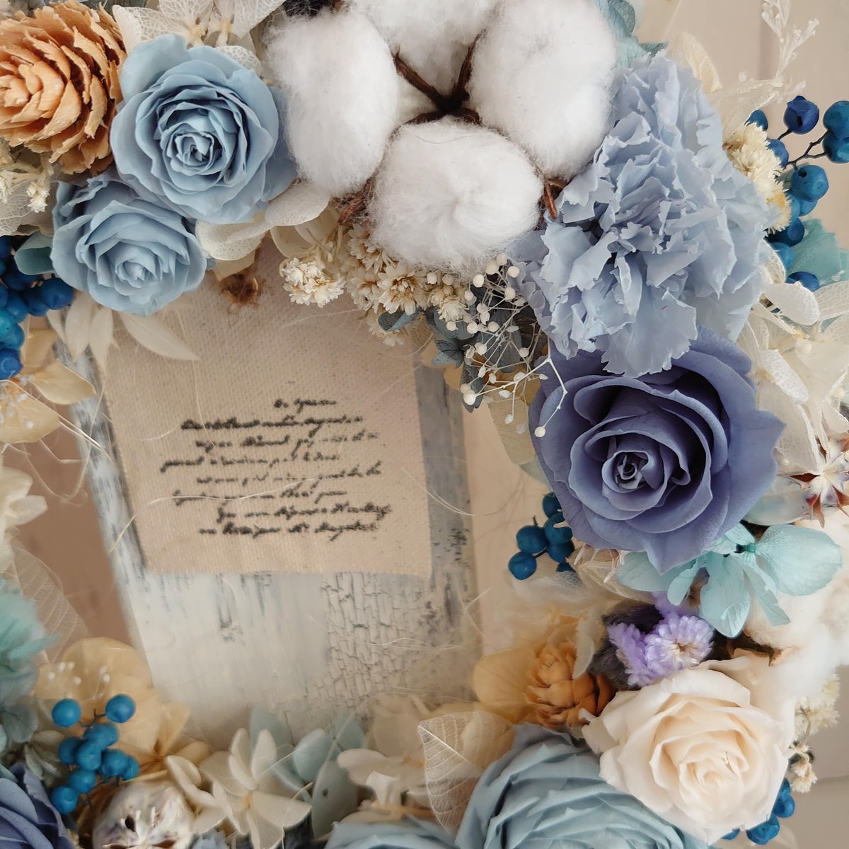 シャビーブルーのガーベラ♡ハーフリース　ブルーグレー　アンティーク調 アンティークブルーのシャビーシックリース | flower miscellaneous goo