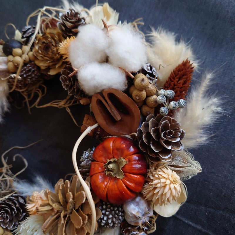 木の実のクレセントリース☘ | flower miscellaneous goods-Miits