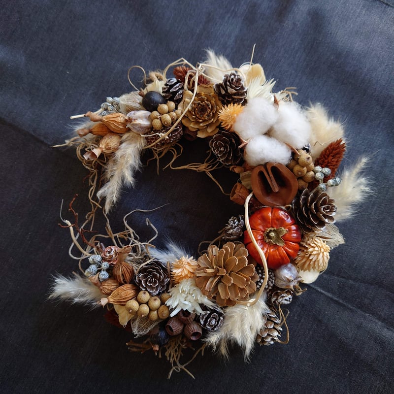 木の実のクレセントリース☘ | flower miscellaneous goods-Miits