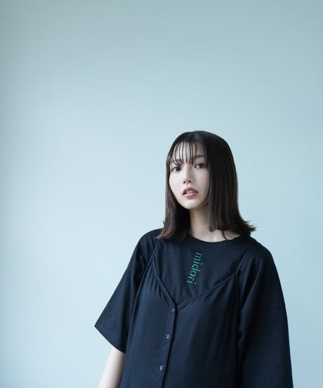 According Tee shirt BLK