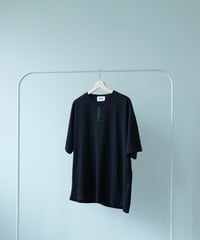 According Tee shirt BLK