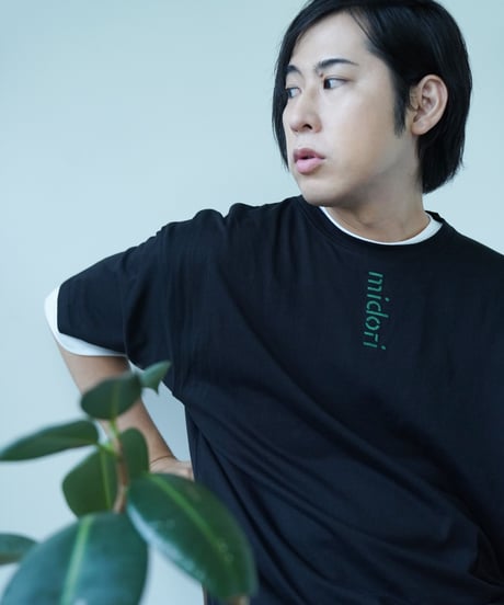 According Tee shirt BLK