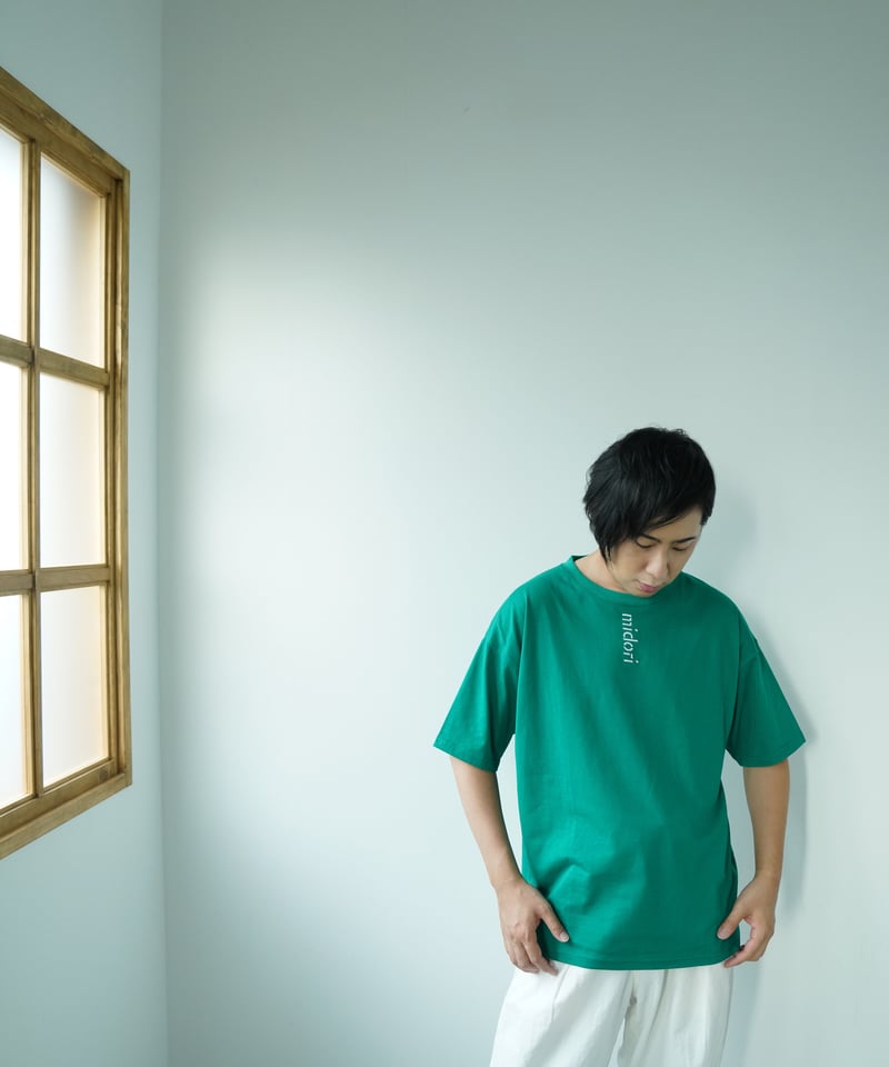 According Tee shirt GRN | MIDORI mirthful dozen