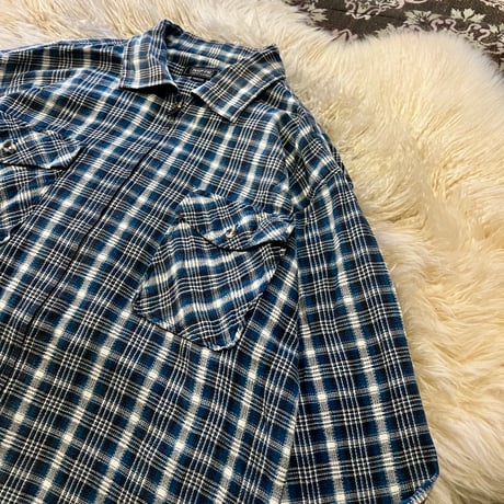 シャドーチェックシャツ | STORES