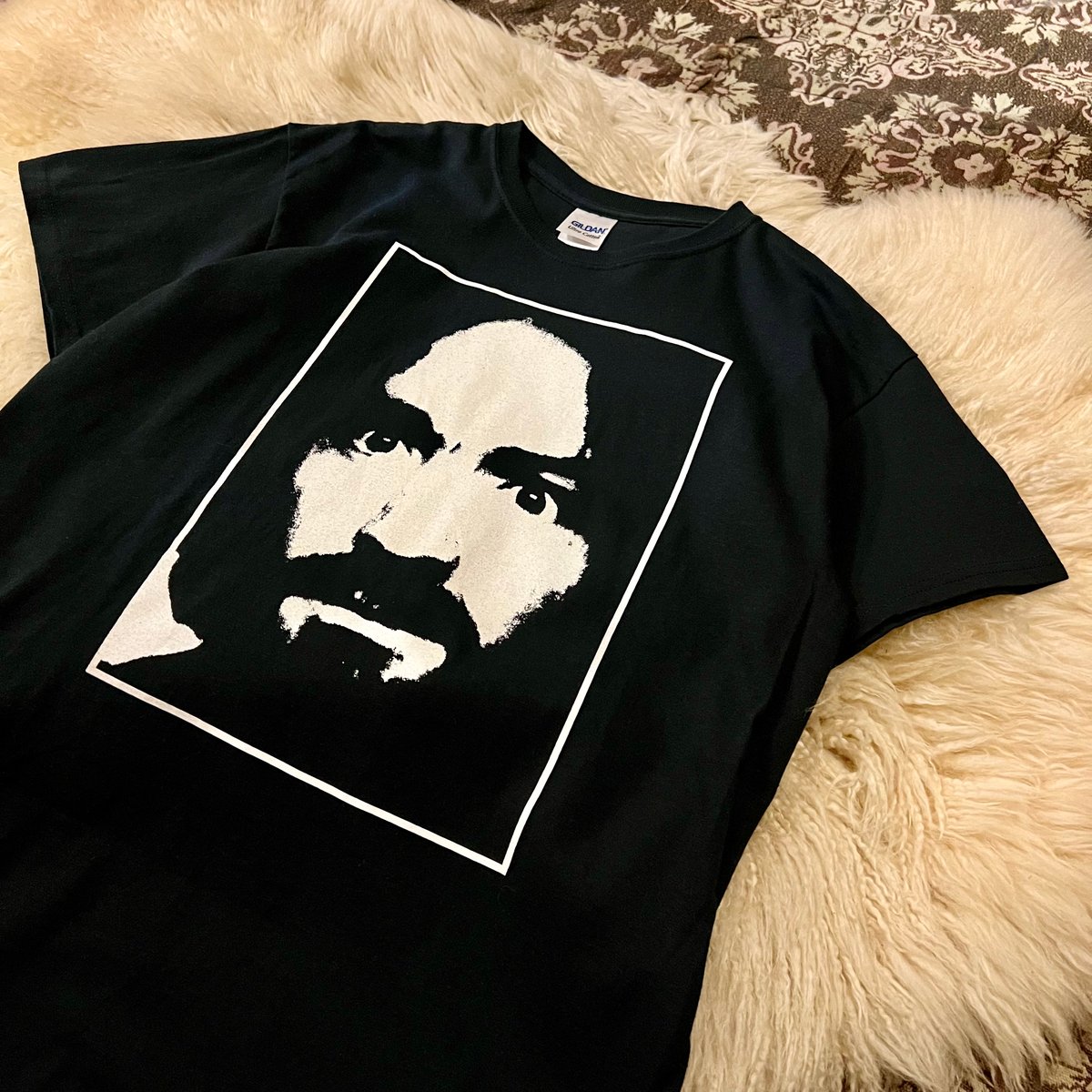 charles manson” T-shirt 】 | Skeleton Lamp