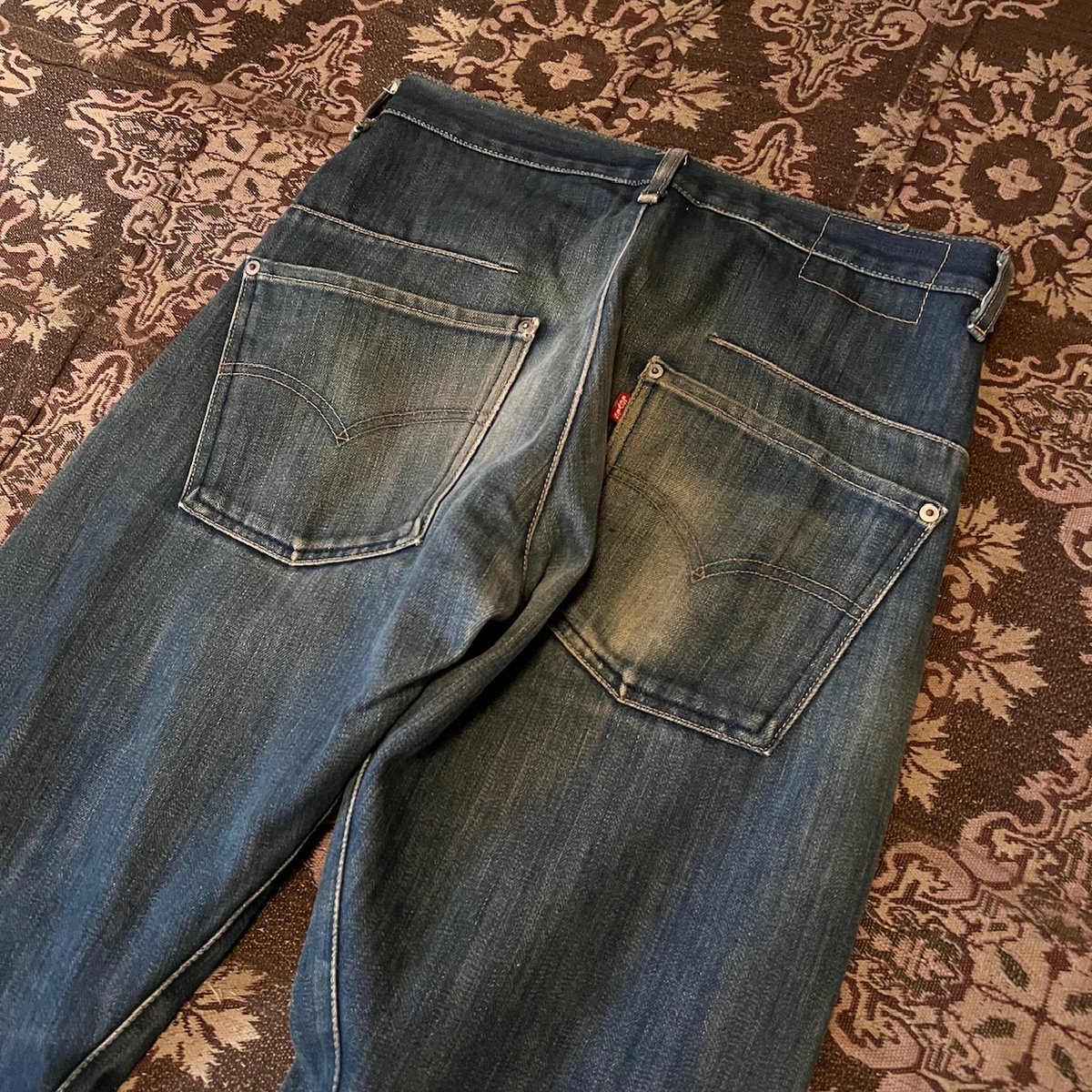 00s “Levi's” Engineered Jeans 】 | Skeleton Lamp