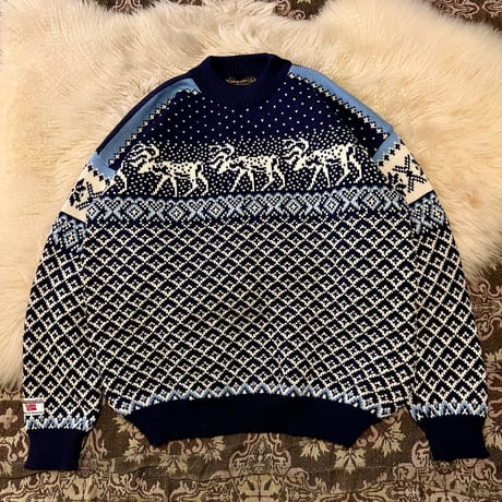 【 Nordic pattern sweater 】