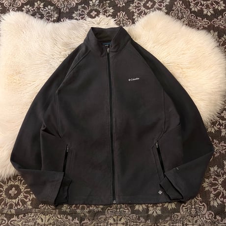 【 “Columbia” fleece jacket 】