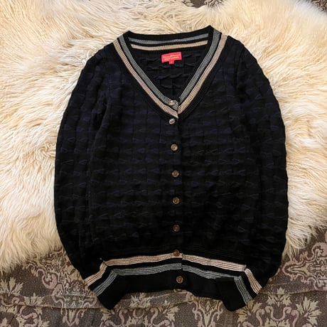 ヴィヴィアンウエストウッド | STORES