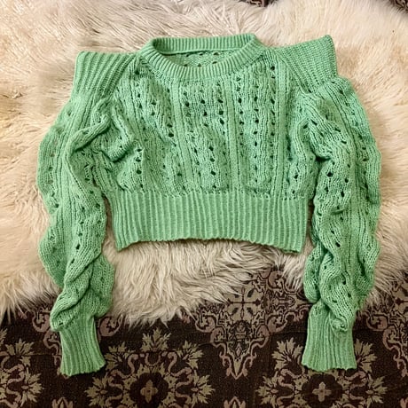 【 Ladies short length design sweater 】