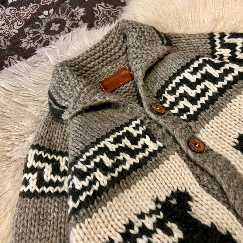 トップス Handknit Skull Cowichan Knit from  Cowichan Shepherd” sweater 】 | Skeleton Lamp