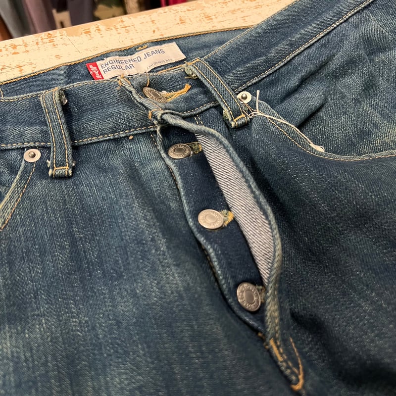 00s “Levi's” Engineered Jeans 】 | Skeleton Lamp