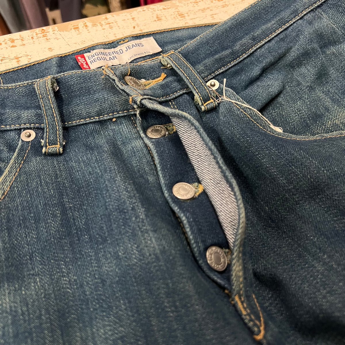 00s “Levi's” Engineered Jeans 】 | Skeleton Lamp