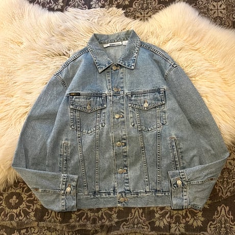 ジージャン | STORES