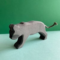 【オストハイマー】 黒豹