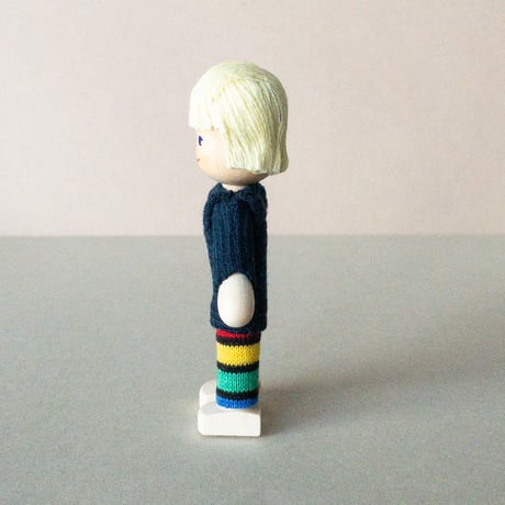 【クレーブス人形】男の子　セーターに長ズボン