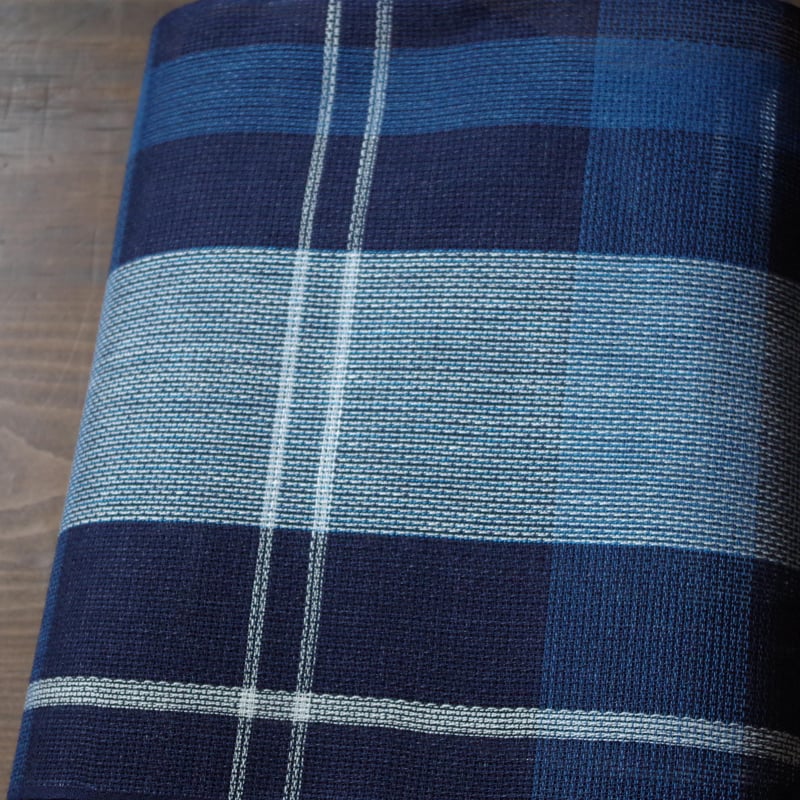 衣類　名古屋帯　白濃紺色模様 銀座【K-8183】博多織 八寸織名古屋帯 深い紺色 縞に横段（反端付