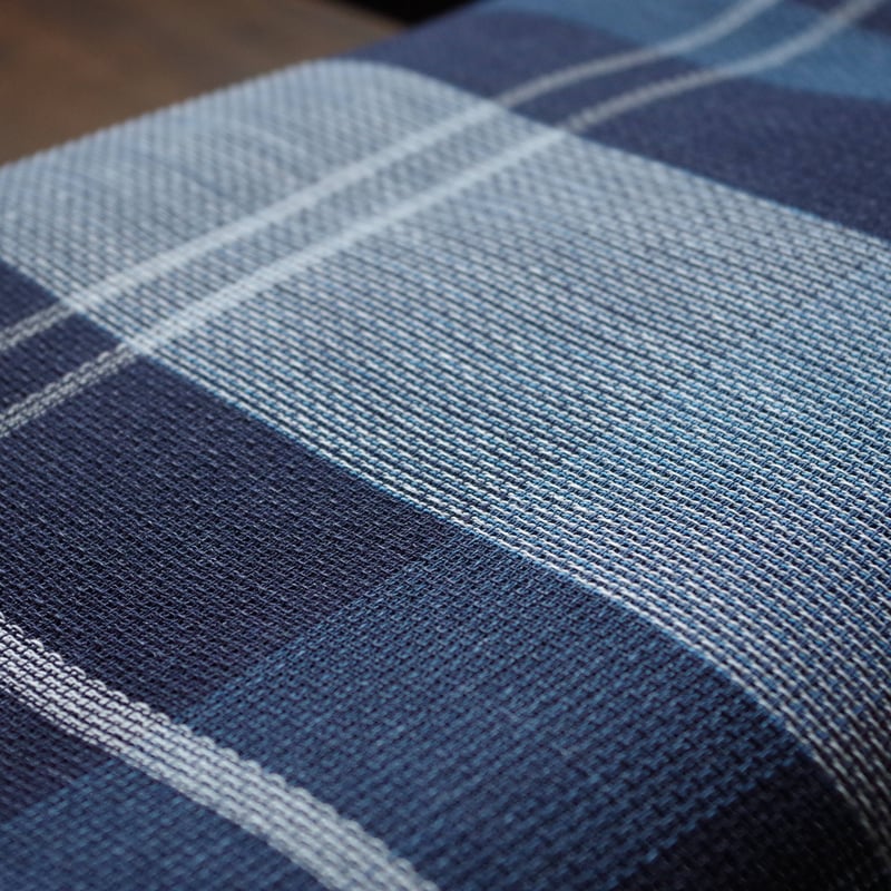 衣類　名古屋帯　白濃紺色模様 銀座【K-8183】博多織 八寸織名古屋帯 深い紺色 縞に横段（反端付