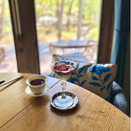 5月10日（土）13時30分～　Afternoontea　ご予約チケット　お1人様11000円（コース＋ペアリング中国茶3種、珈琲1種）　2名様分