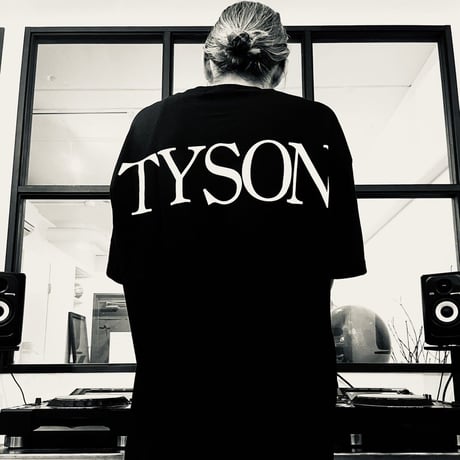 【TONGPOO CLOTHING】TYSON   S/S TEE - BLACK
