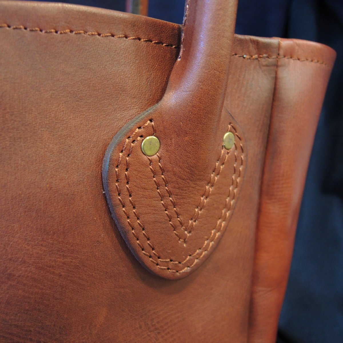 vasco LEATHER OLD TOTE BAG-SMALL【MADE IN JAPAN】