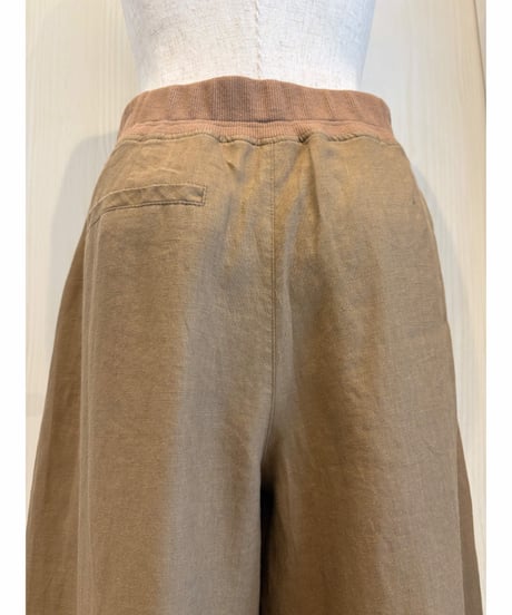 『BLUE FRONCE』フレンチリネン🌱タック入りワイドパンツ