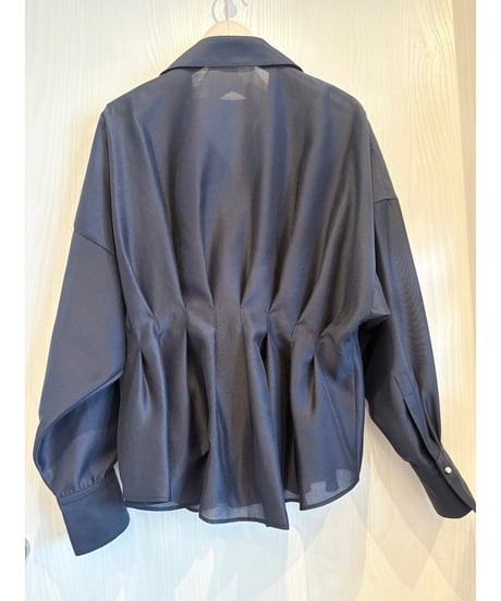 『Nolley's』パール釦スキッパータックブラウス