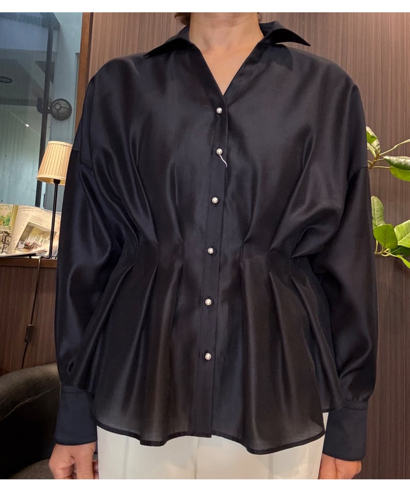 Nolley's』パール釦スキッパータックブラウス | petitluxe