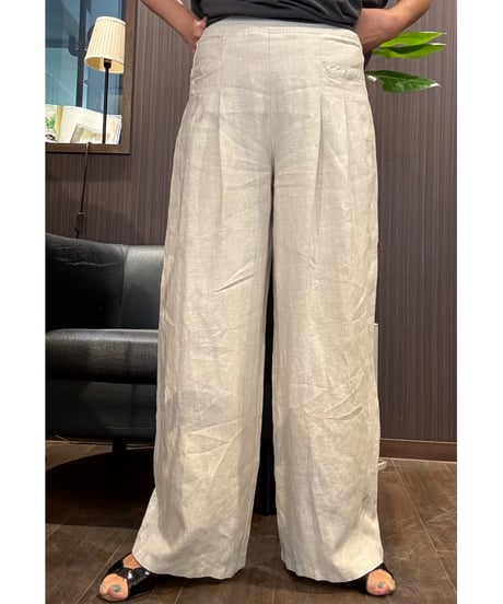 『BLUE FRONCE』フレンチリネン🌱タック入りワイドパンツ