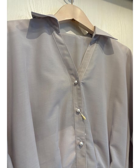『Nolley's』シアースキッパータック半袖ブラウス