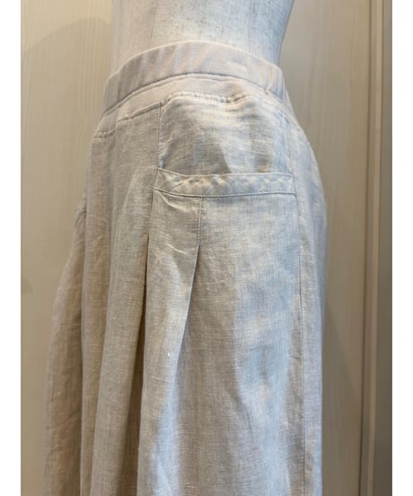 『BLUE FRONCE』フレンチリネン🌱タック入りワイドパンツ