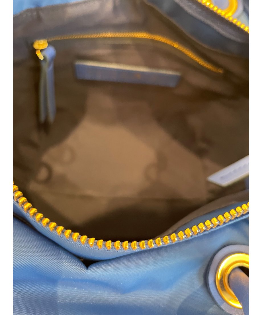 647c26e35ec8250032efe71e
