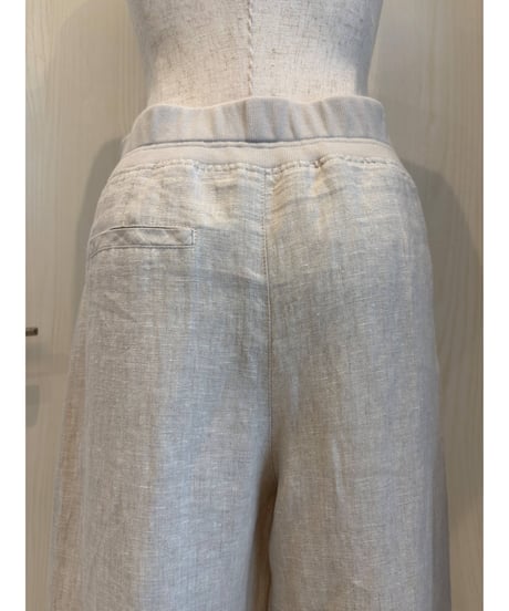 『BLUE FRONCE』フレンチリネン🌱タック入りワイドパンツ