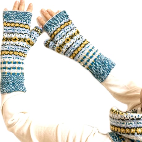 FAIR ISLE×CHECK HAND WARMER KIT 糸とレシピのキット