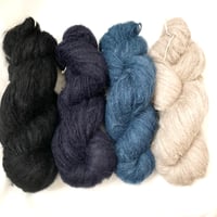 SURI ALPACA WOOL YARN 3かせ〜4かせ
