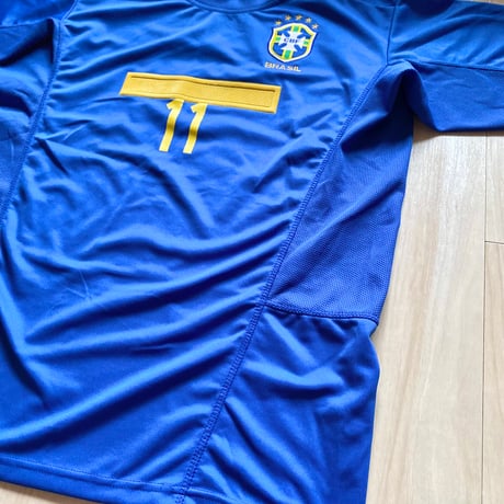 Brazilian national team jersey (2011 Away)